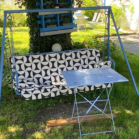 Le Bon Etage
